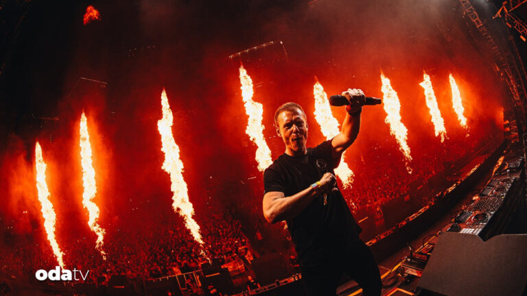 armin-van-buuren-istanbula-geliyor-vXV52GlR.jpg