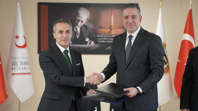 goc-idaresi-baskanligi-ile-turkiye-barolar-birligi-arasinda-is-birligi-protokolu-imzalandi-igzIQ66i.jpg