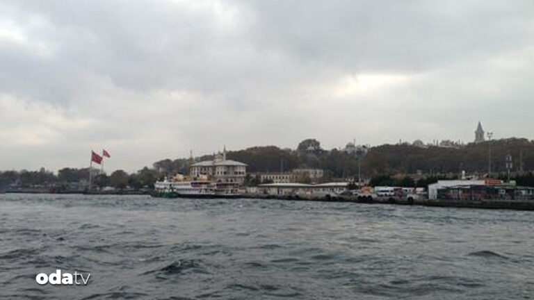 istanbul-valiligi-izinsiz-iskelelerde-faaliyetlere-son-verildi-I7UgwMHU.jpg