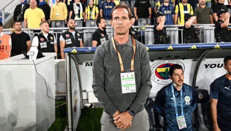 joao-pereira-anlatacak-kelime-bulamiyorum-fenerbahceyi-yenebilirdik-cR6dkjHj.jpg