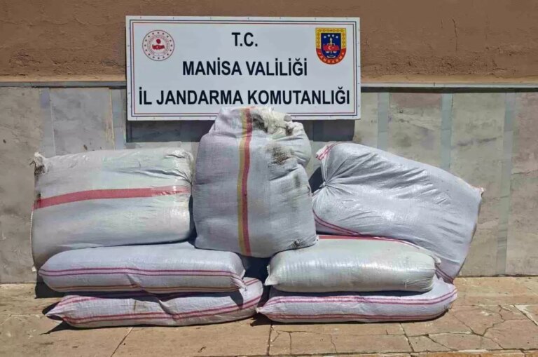 manisada-350-kilo-kacak-tutun-ele-gecirildi-iQmOnQhT.jpg