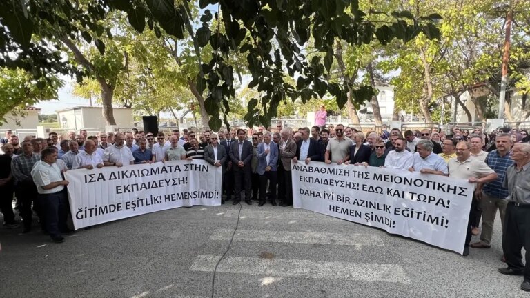 mizanlida-egitim-hakki-protestosu-2lQX3cNW.jpg
