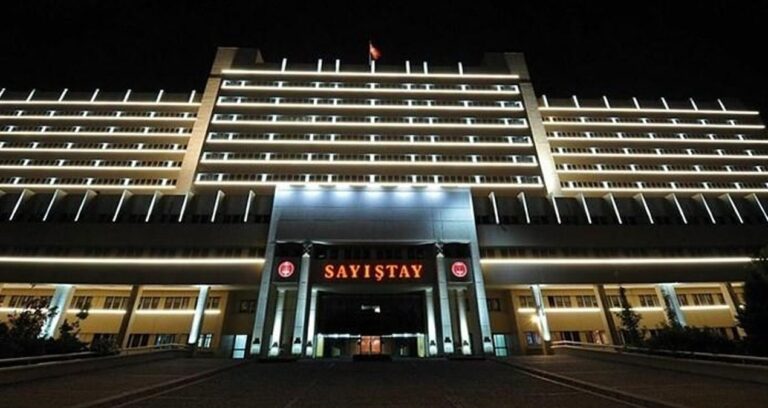 sayistay-raporu-ortaya-koydu-universiteler-usulsuzluk-yuvasi-olmus-jZKpgjXP.jpg