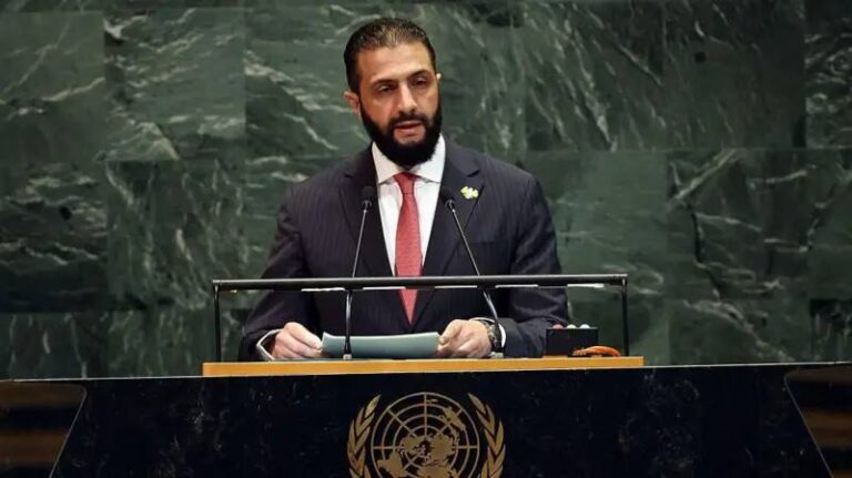 suriye-lideri-58-yil-sonra-ilk-kez-bm-kursusunde-sara-zorlu-ve-yeni-bir-sayfa-aciyoruz-dedi-turkiyeye-tesekkur-etti-mqO2gvKK.jpg
