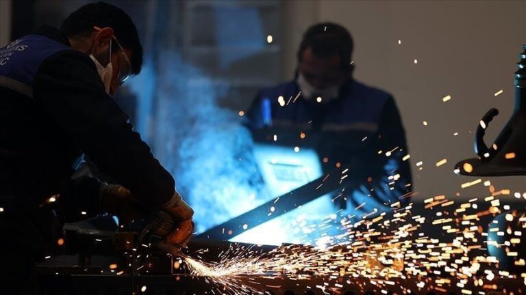 bankacilik sektoru en fazla krediyi imalat sanayisine sagladi hD8DaPM3.jpg