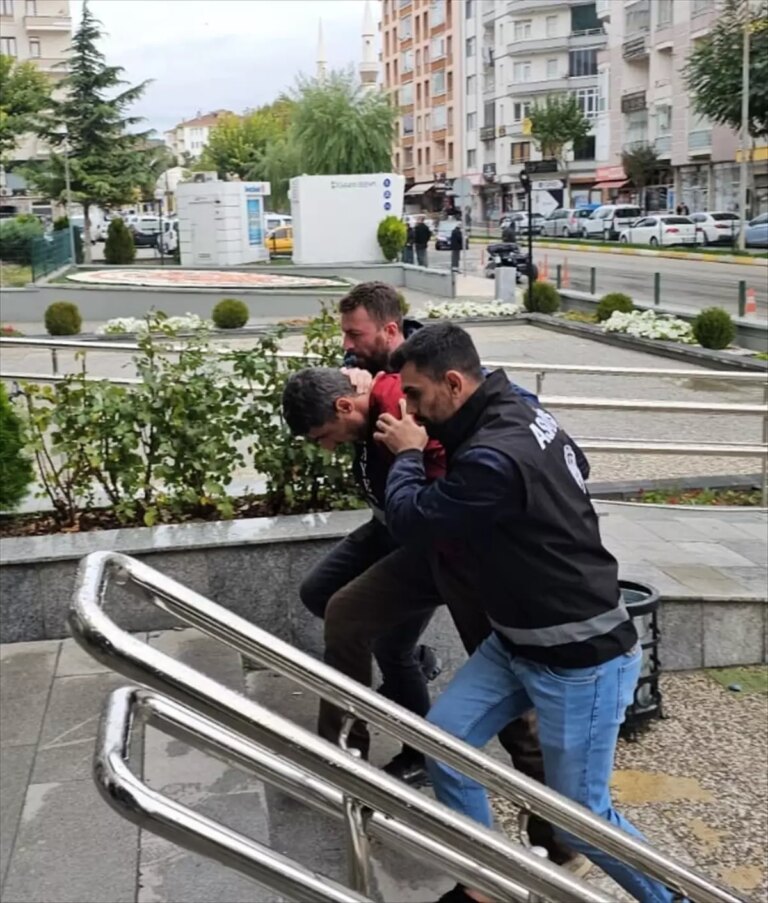 corumda baba cinayeti ogul tutuklandi c31qvAR9.jpg