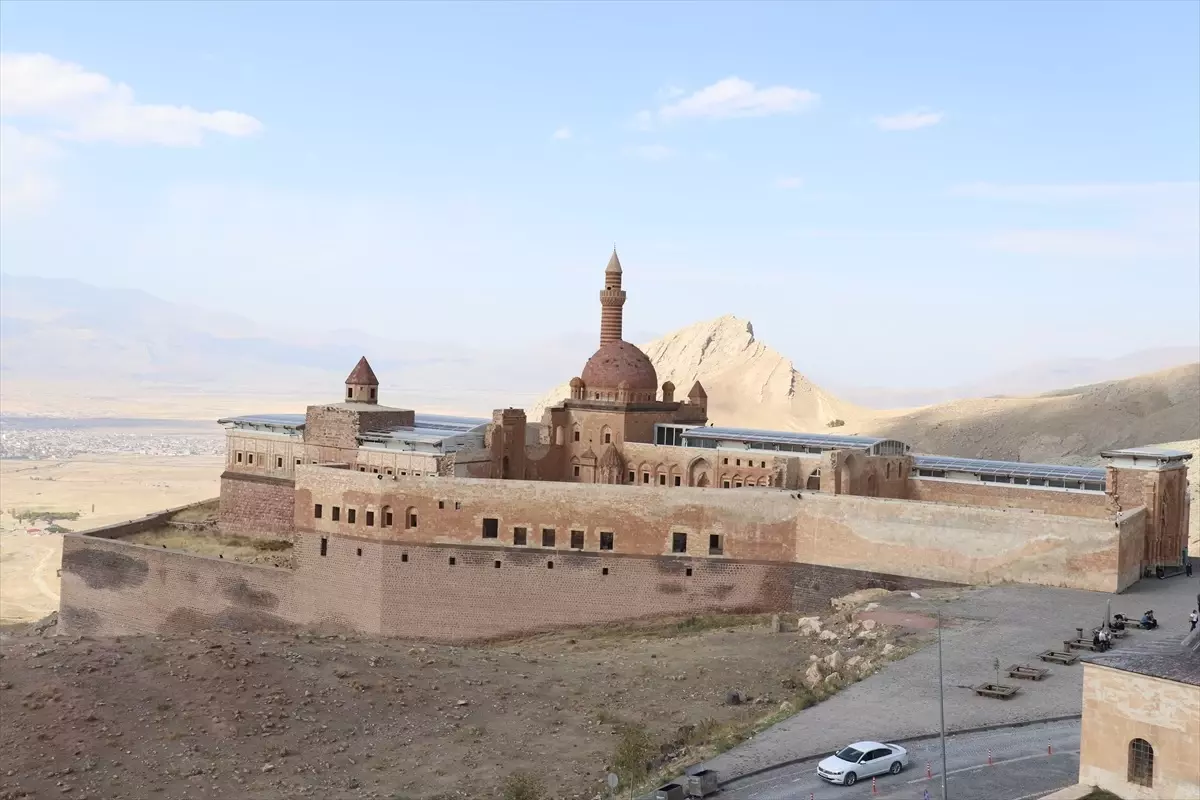 ishak pasa sarayinin unesco dunya mirasi listesi icin yonetim plani hazirlaniyor 9AFQCLNb.jpg