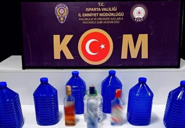 ispartada kacak elektronik ve alkol operasyonu PCwIwWBg.jpg