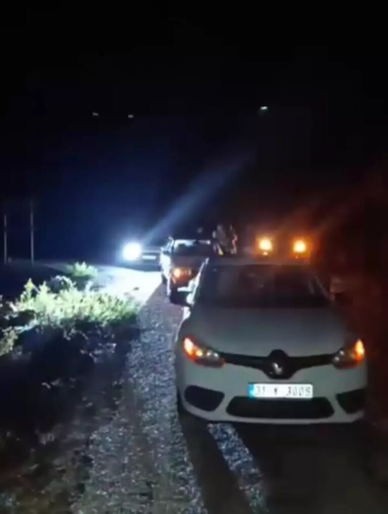yayladaginda saganak yagis heyelanlara neden oldu Ov6K8M2D.jpg