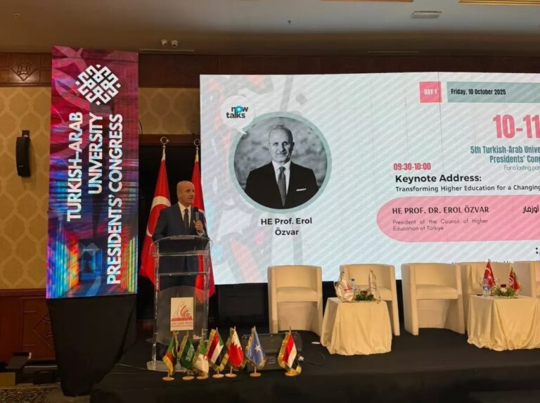 yok-baskani-ozvar-universiteler-baris-icin-sorumluluk-tasiyor-f697QbRT.jpg