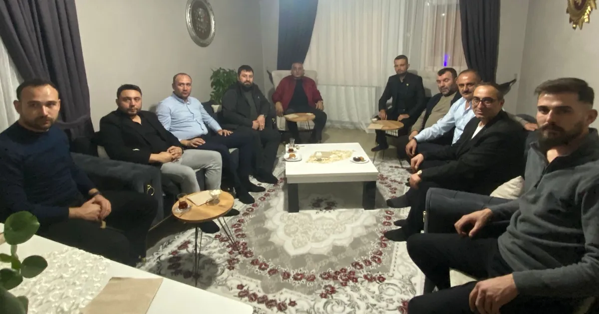 mhpden pazaryerinde hayirli gunler komsum ziyareti VMixCbrr.webp