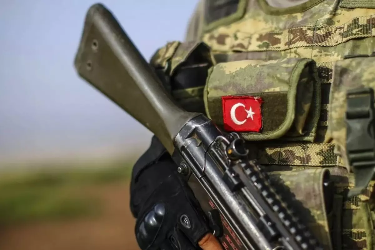 suriyeli askeri ogrenciler tskda mi gorev alacak tartisma yaratan iddiaya yanit geldi Ci2NMlqF.jpg