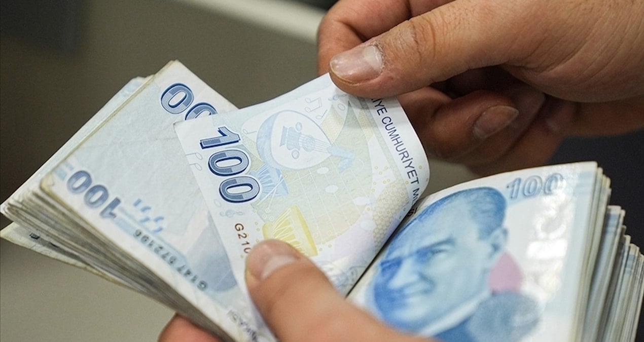 Nisan ayı yaşlı ve engelli aylıkları hesaplara yatırılmaya başlandı