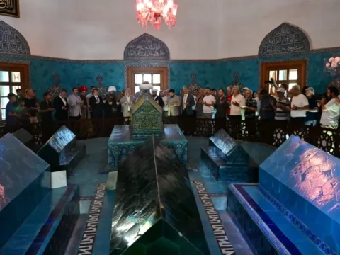 Bursa yildirimda sultan celebi mehmed dualarla anildi fqrhH87D